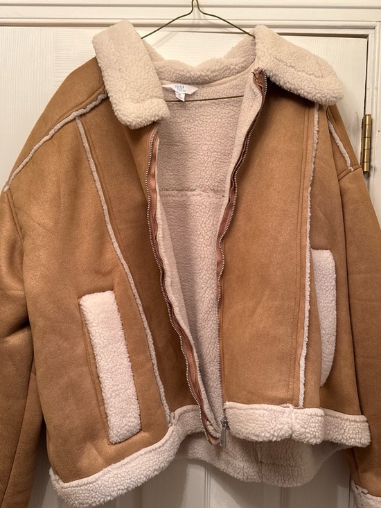 Jackets & Blazers - TAN Faux Shearling Jacket with Cream Trim - Unbranded